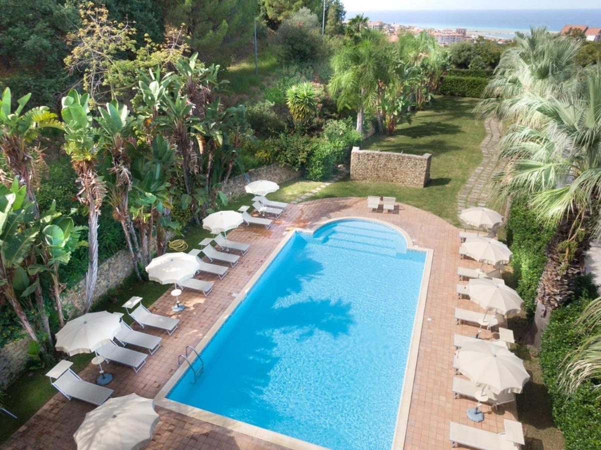 Agriturismo Villa Luca SantʼAgata di Militello Kültér fotó