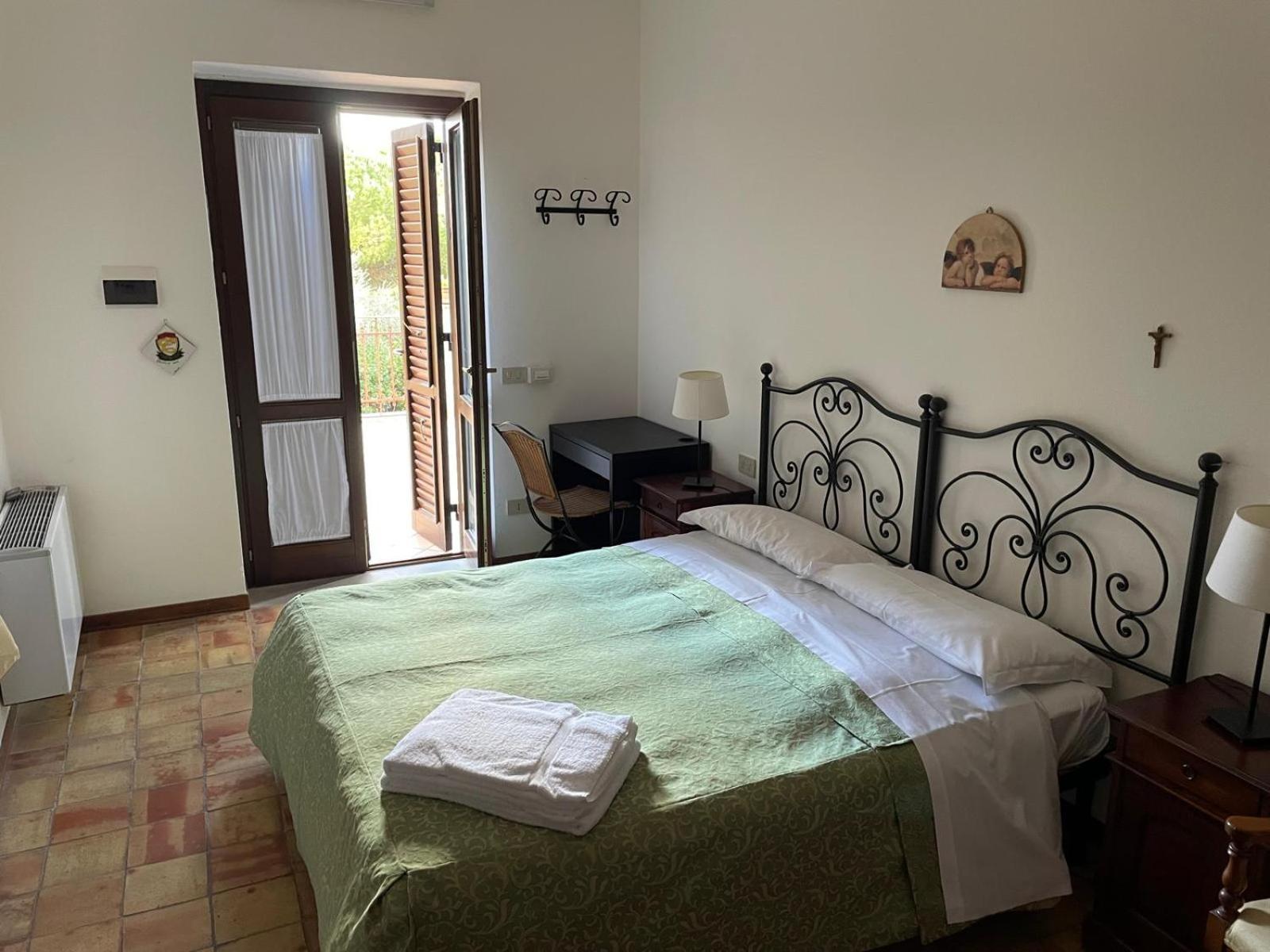 Agriturismo Villa Luca SantʼAgata di Militello Kültér fotó